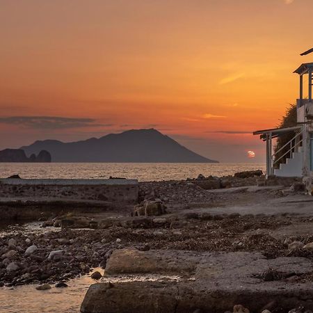 Вилла The Colourful Land Milos Klima  Экстерьер фото